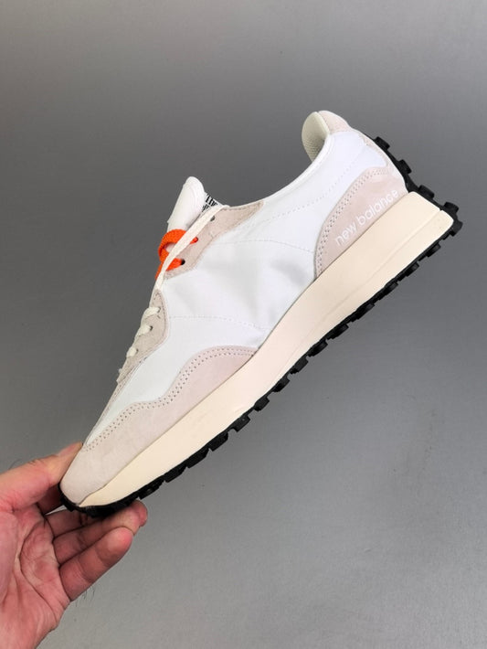 New Balance 327 | HL281300930