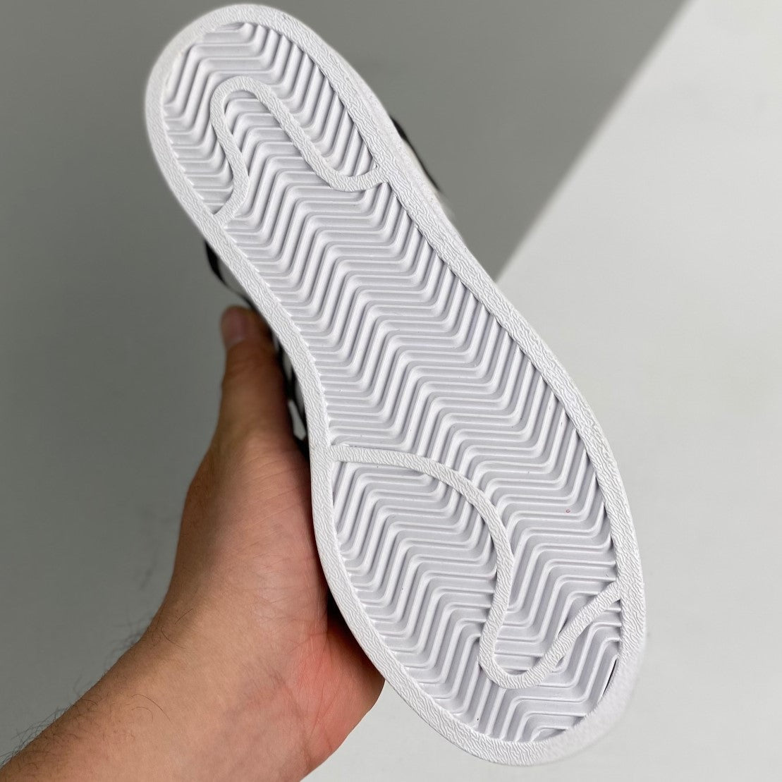 Adidas Originals Superstar | Olivia Oblanc x Ji Won Choi 00HHLP12