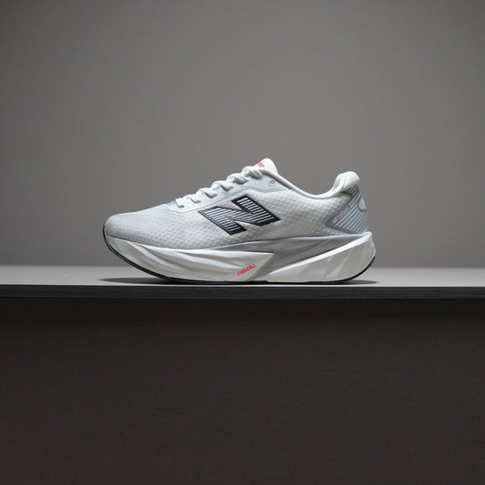 New Balance FuelCell Rebel v5 | NB080023FR04