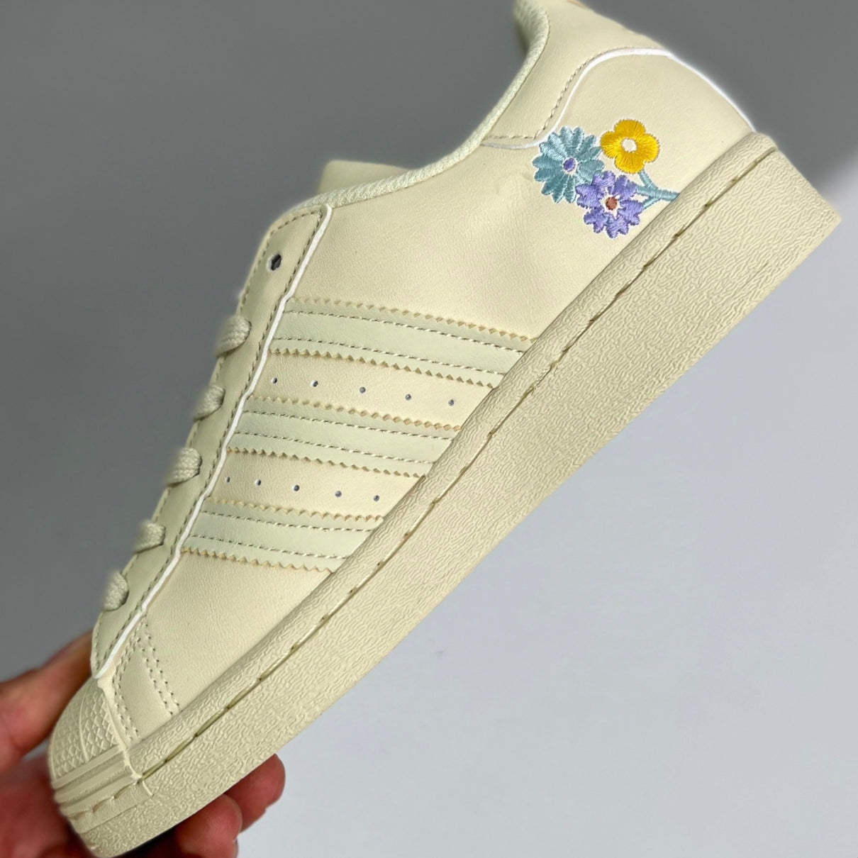 Adidas Originals Superstar | Floral-Sand 03MHLX12