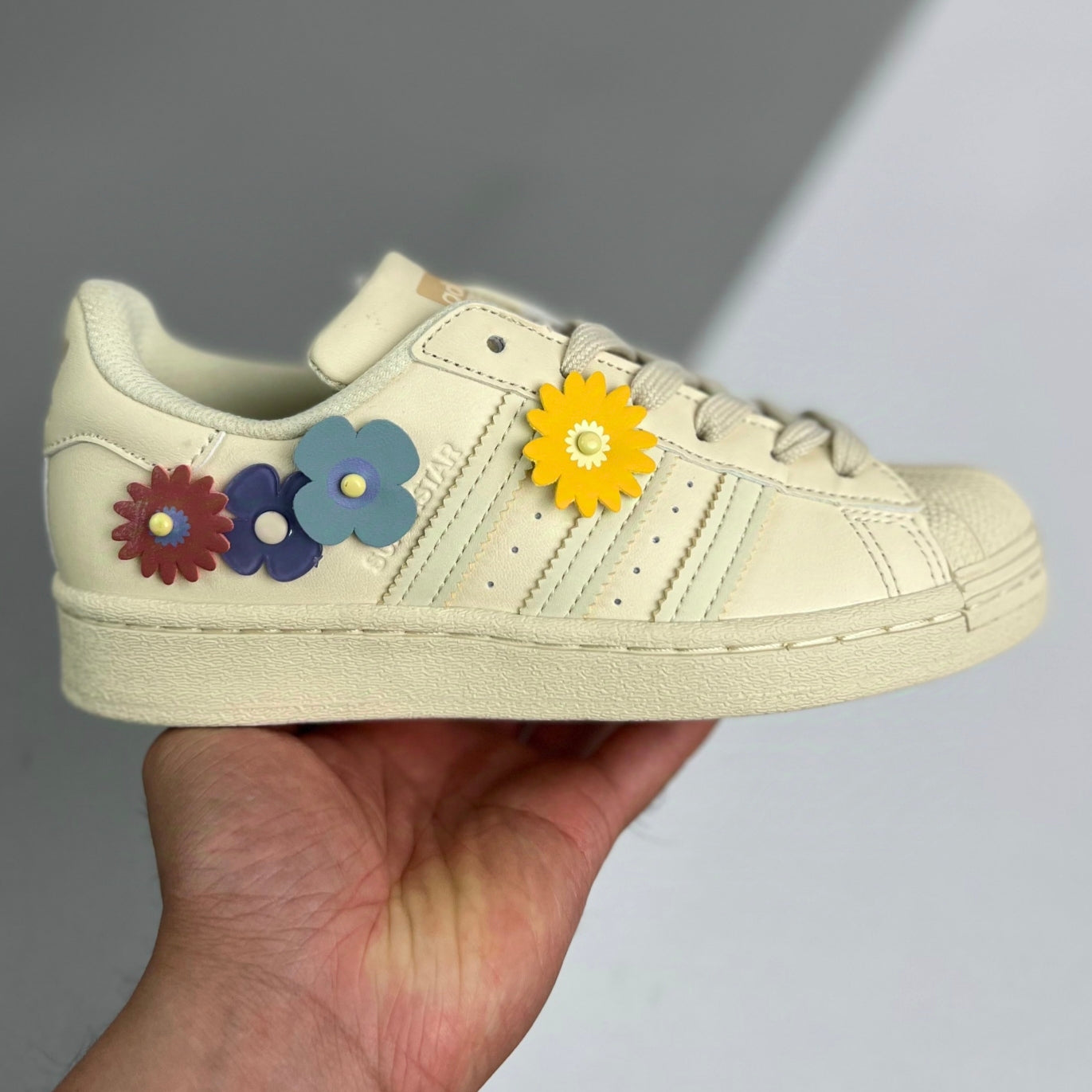 Adidas Originals Superstar | Floral-Sand 03MHLX12