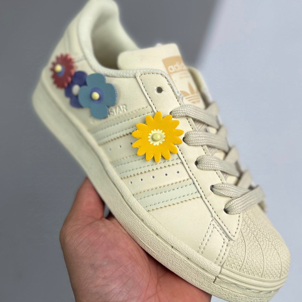 Adidas Originals Superstar | Floral-Sand 03MHLX12