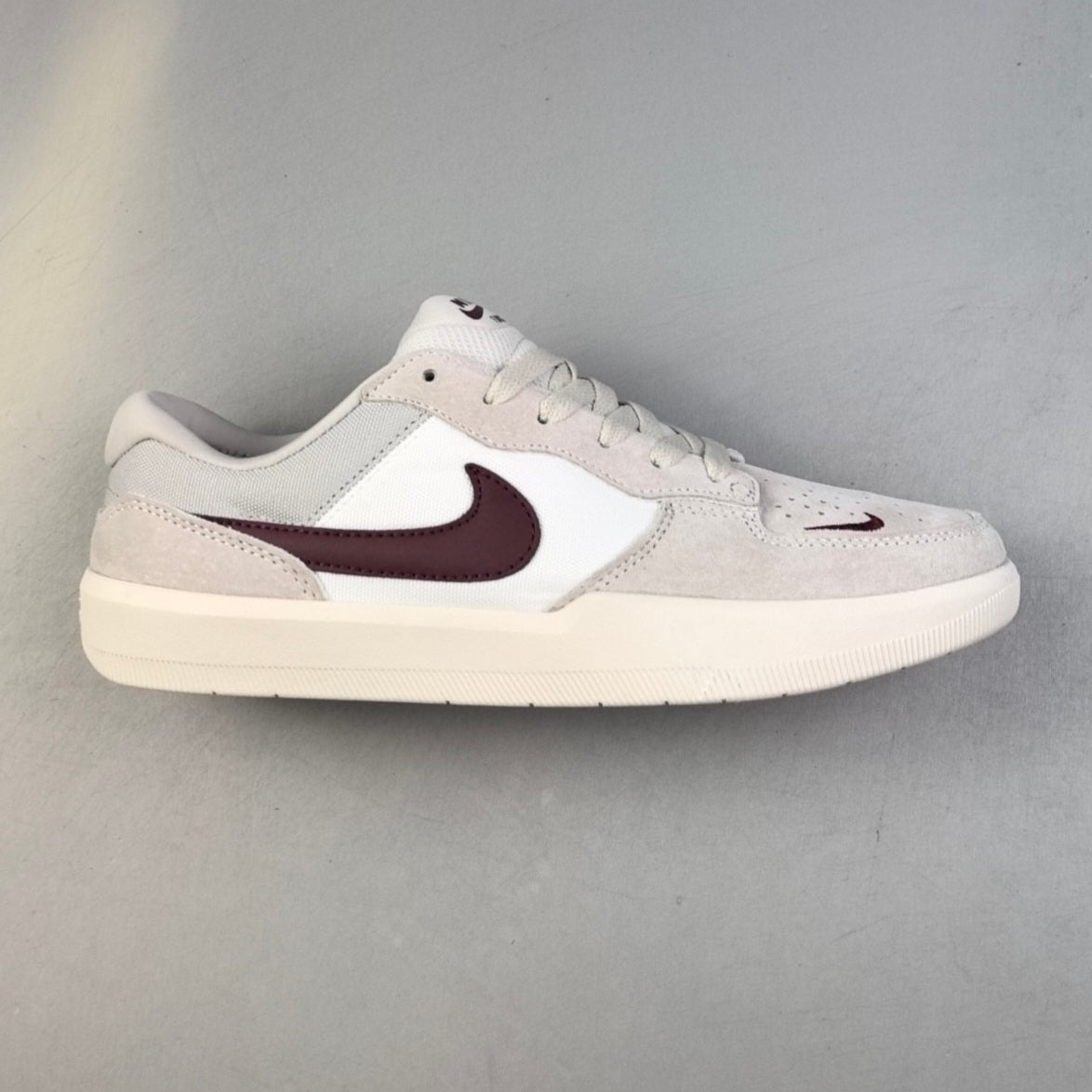 Nike AIR FORCE 1 | Gris/Vino HL13901118