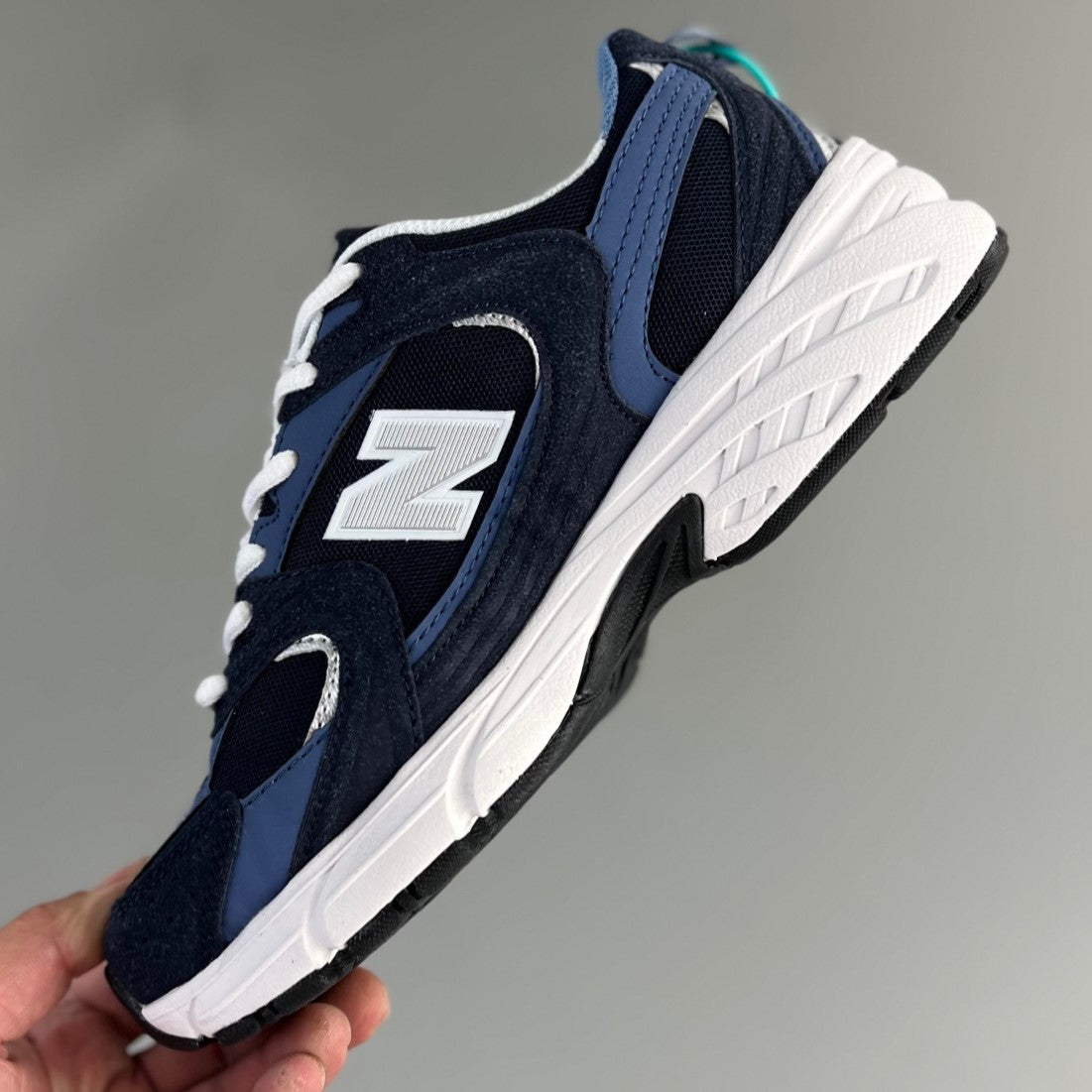 New Balance 530 | NAVY BLUE HL141150727