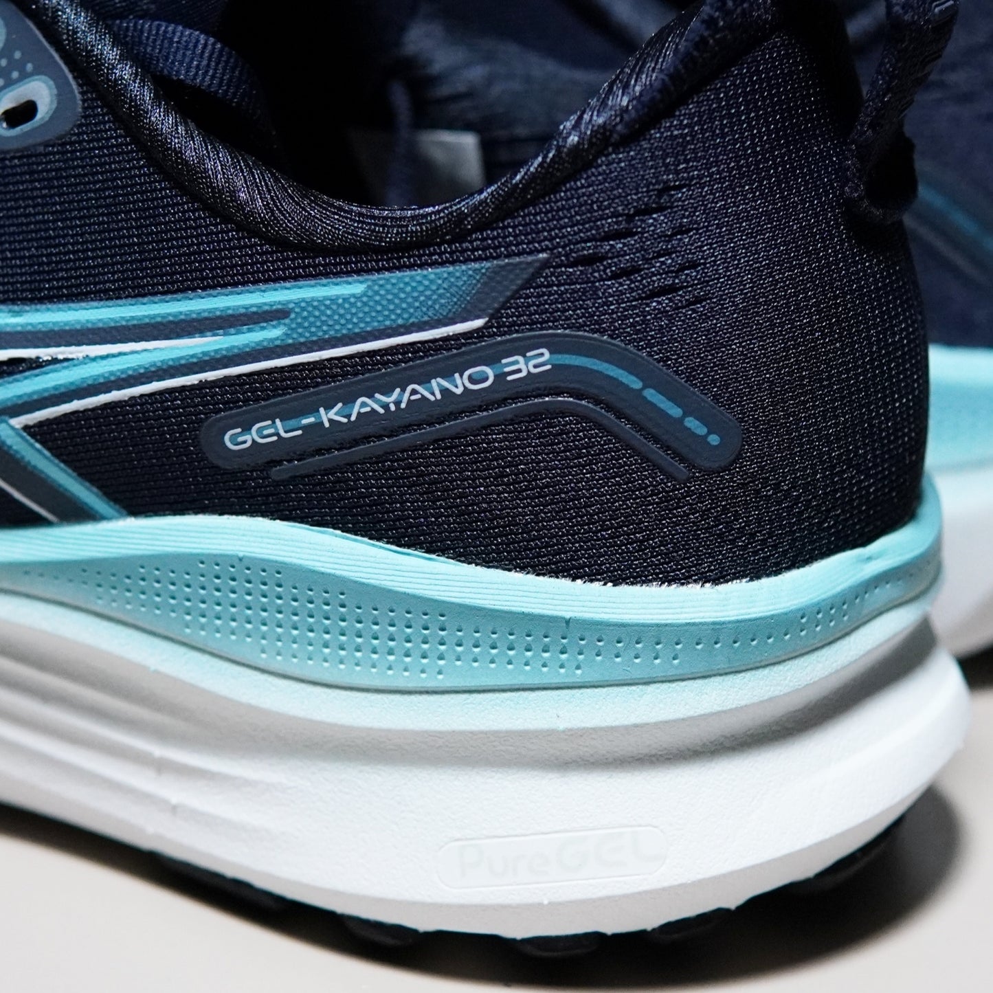 Asics Gel-Kayano 32 | AGK271300602