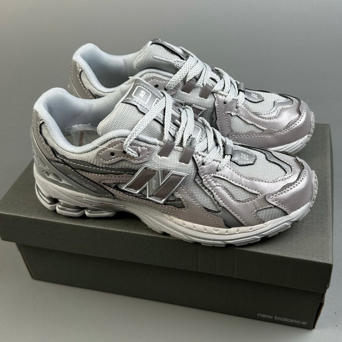 New Balance 1906R | Silver Metallic Protection Pack HL141500505