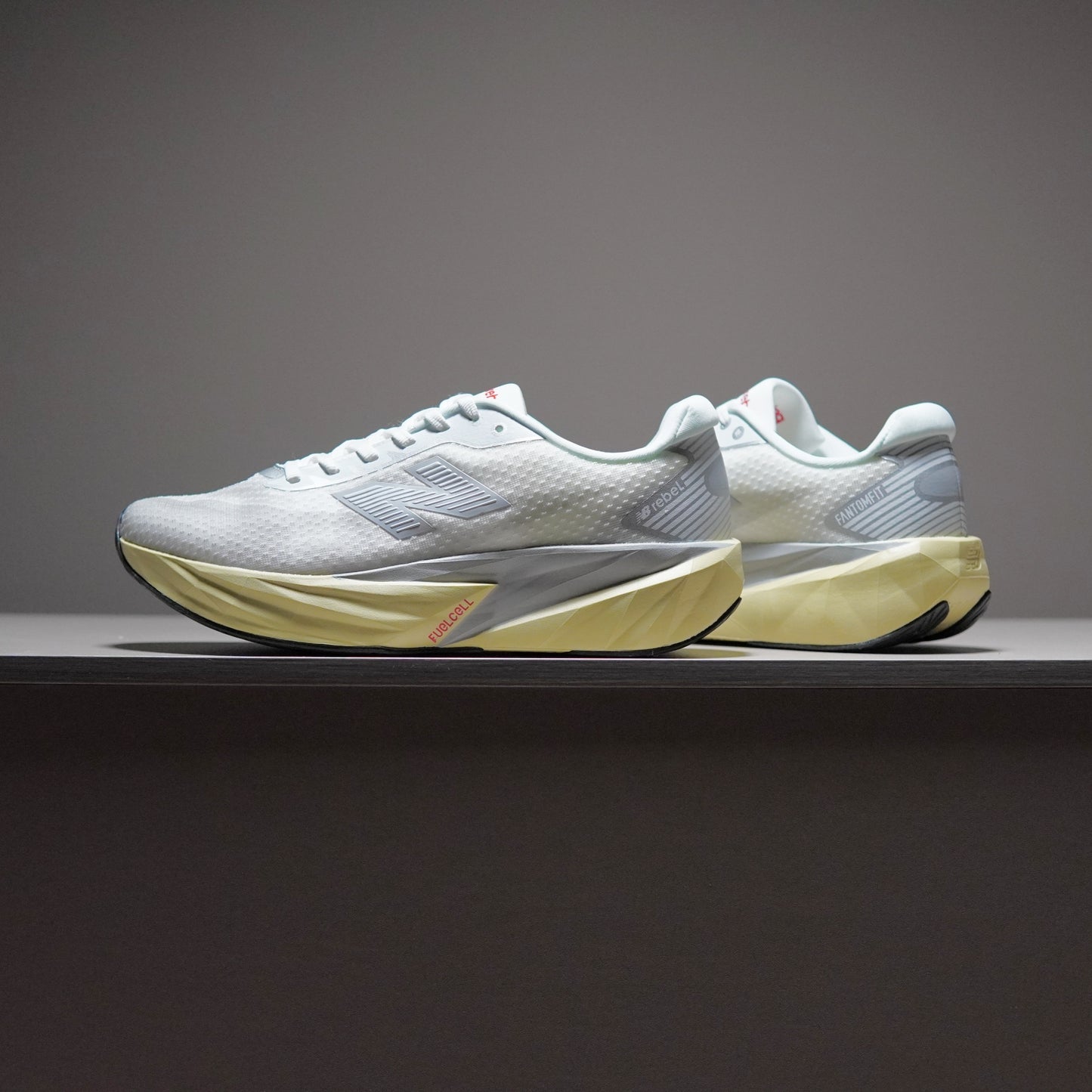 New Balance FuelCell Rebel v5 | NB080023FR09