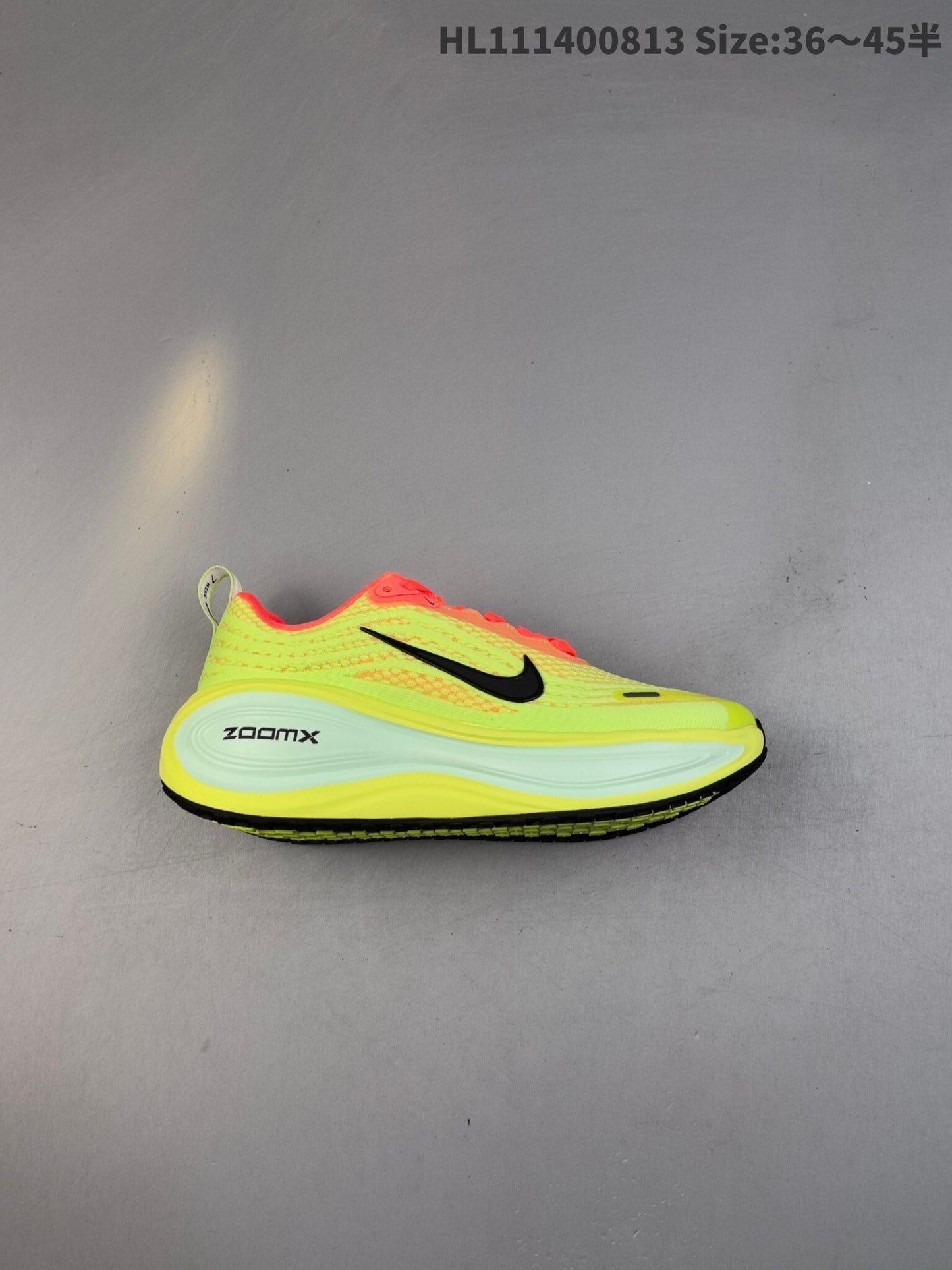 Nike Vomero Plus | NV18P400312