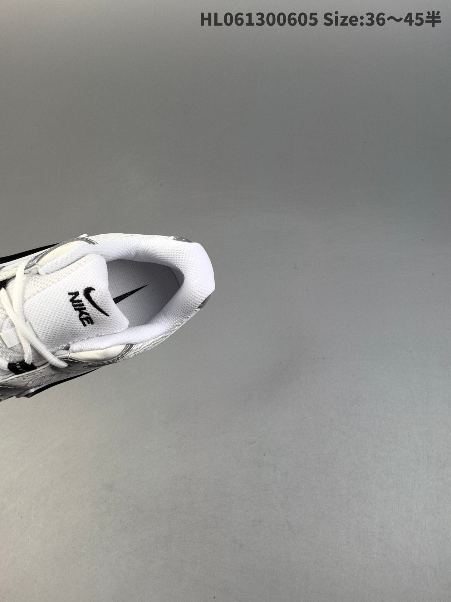 Nike V5 RNR | V5RNR18P400305