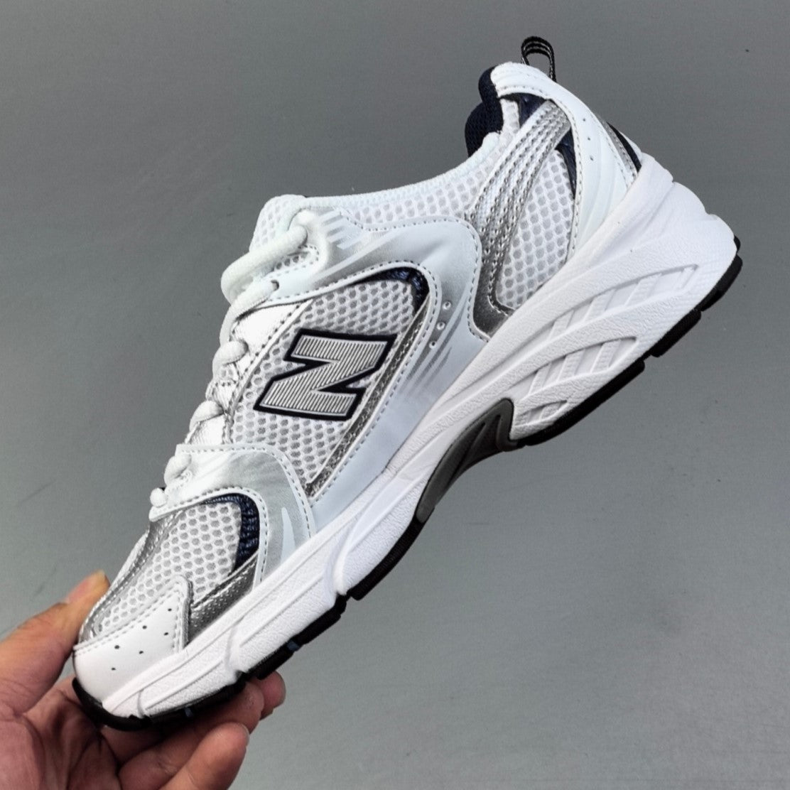 New Balance 530 | White Silver Navy HL111200515