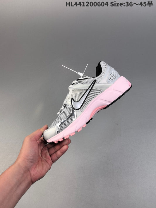 Nike Zoom Vomero 5 | NZV518P400306