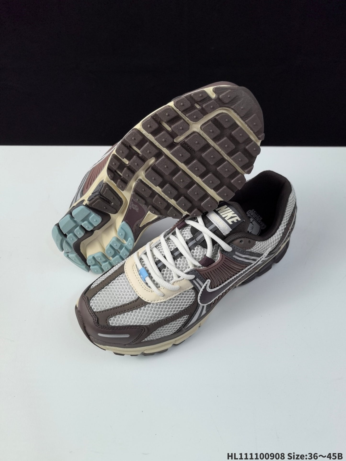 Nike Zoom Vomero 5 | NZV518P400303