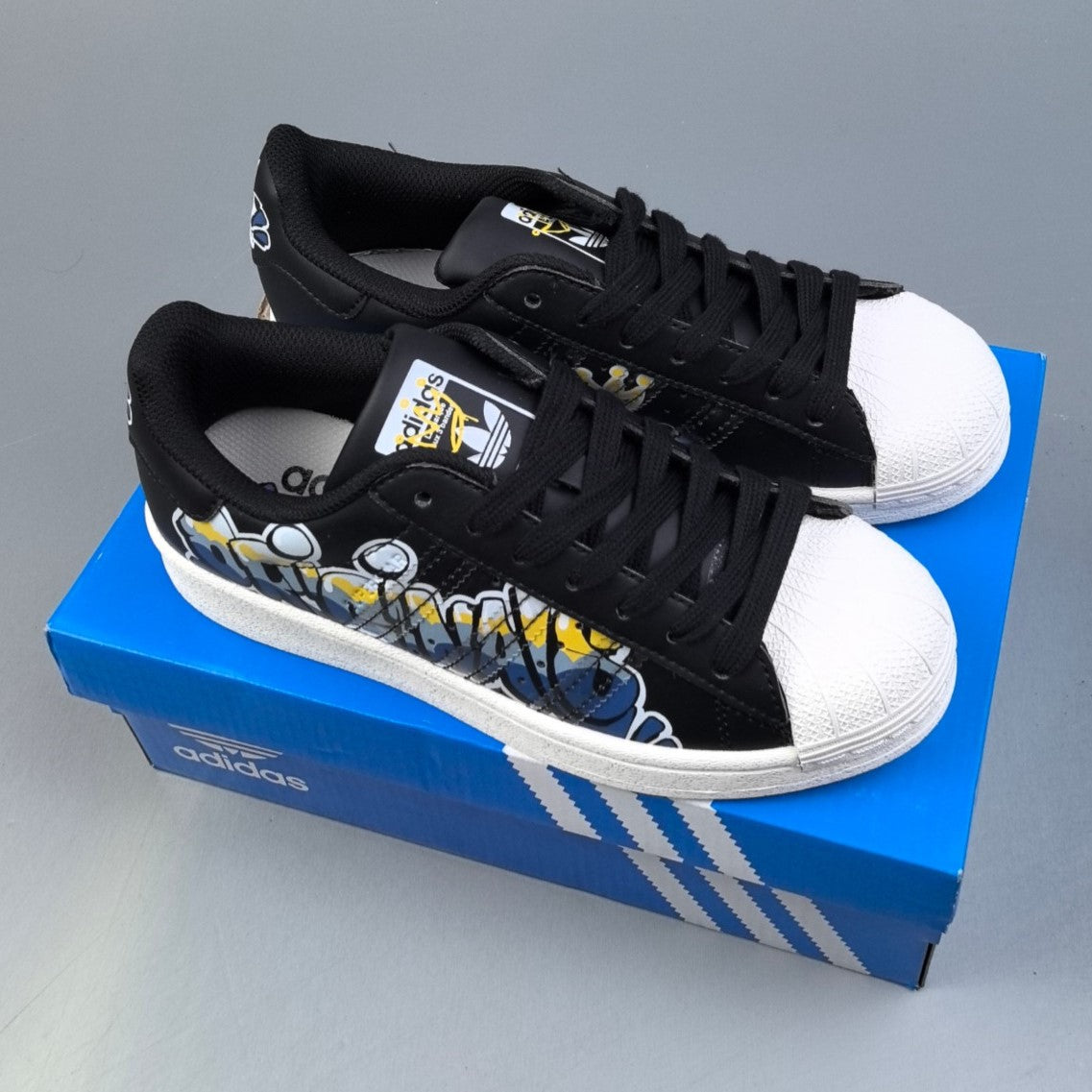 Adidas Originals Superstar | Graffiti Black/White HL64651023