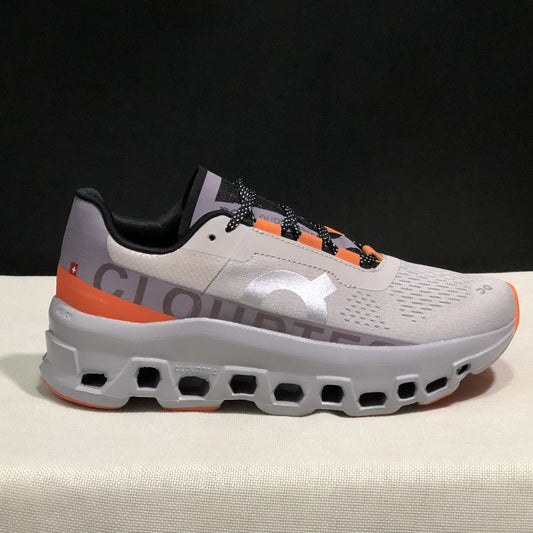 ON CLOUDMONSTER| Pearl White/Orange