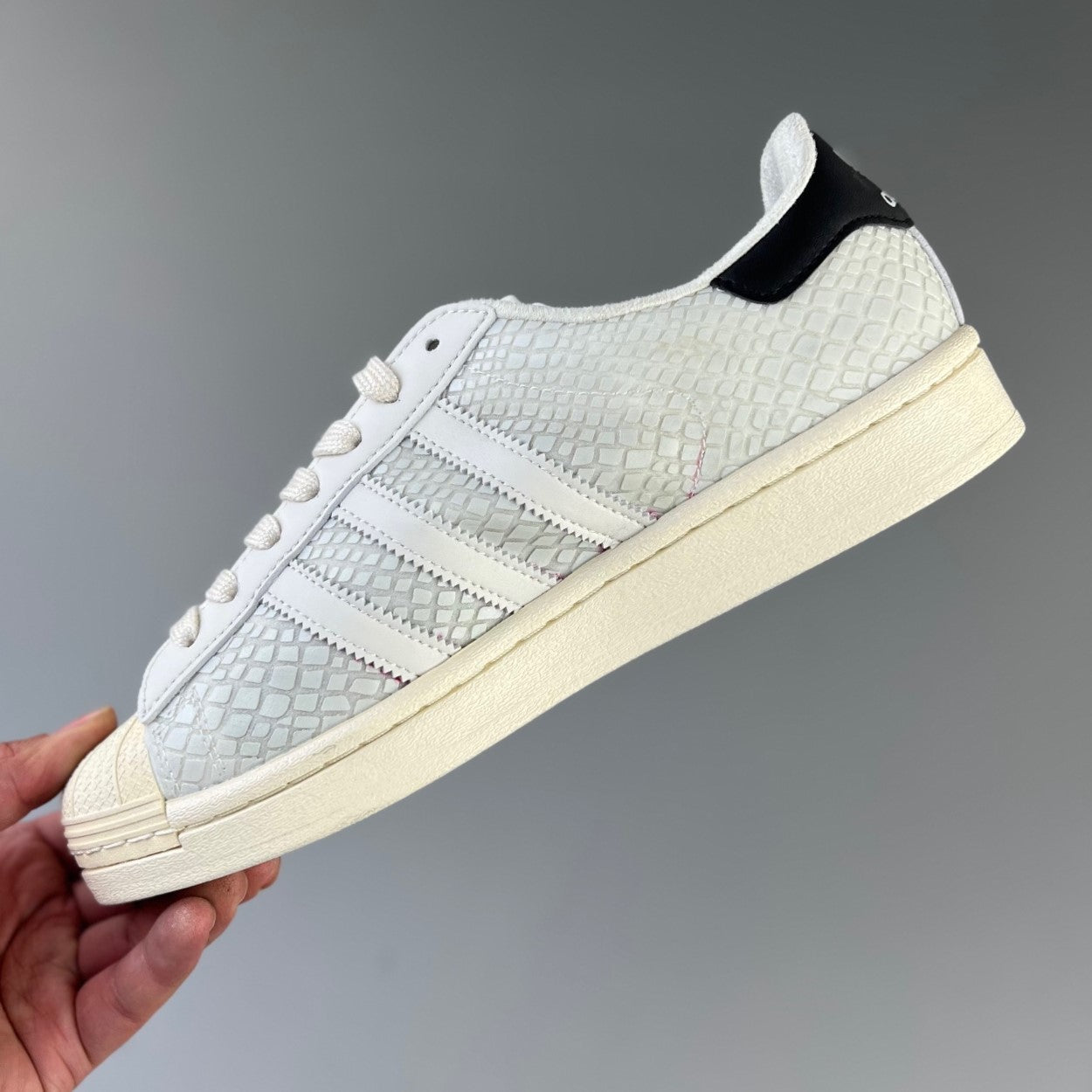 Adidas Originals  Superstar  | X Atmos G-snk Off White HL591400411