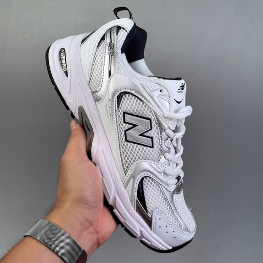 New Balance 530 | Metallic White HL45950801