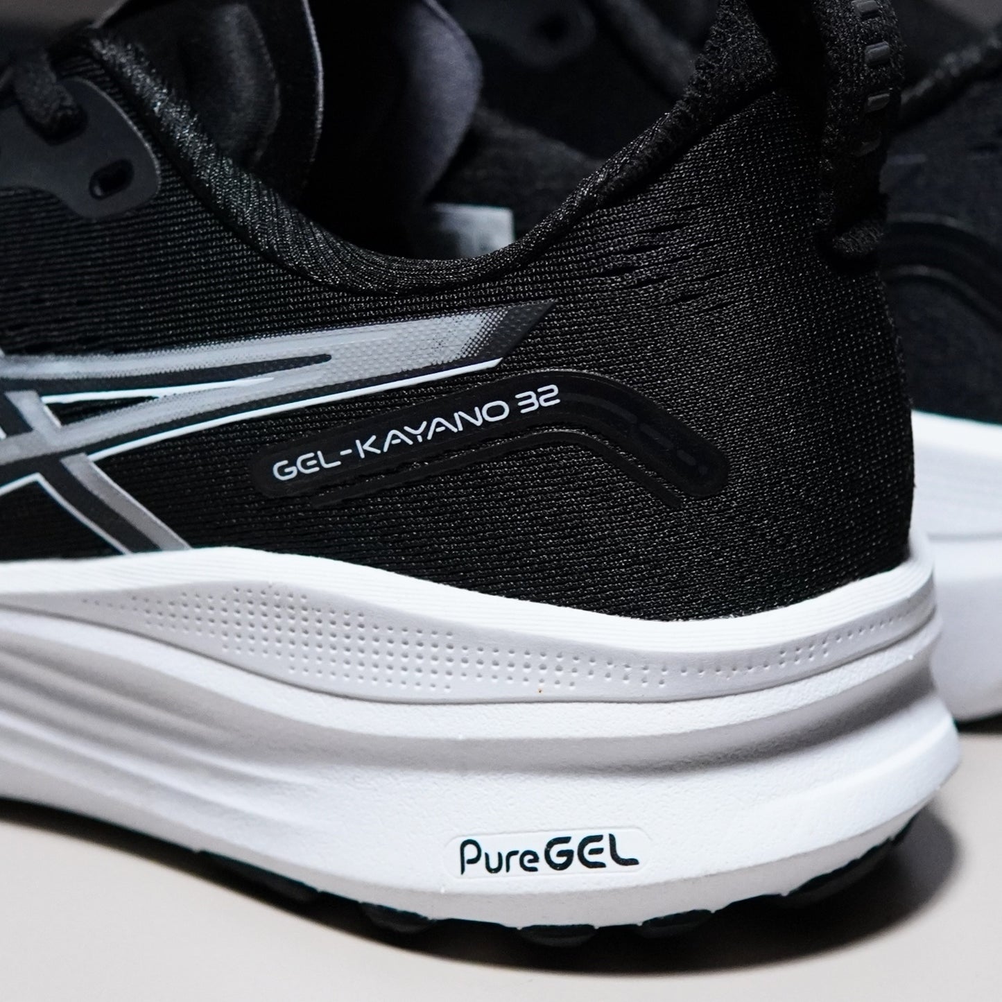 Asics Gel-Kayano 32 | AGK271300608