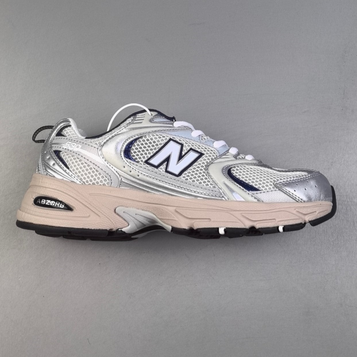 New Balance 530 | Metallic Gray HL441050422