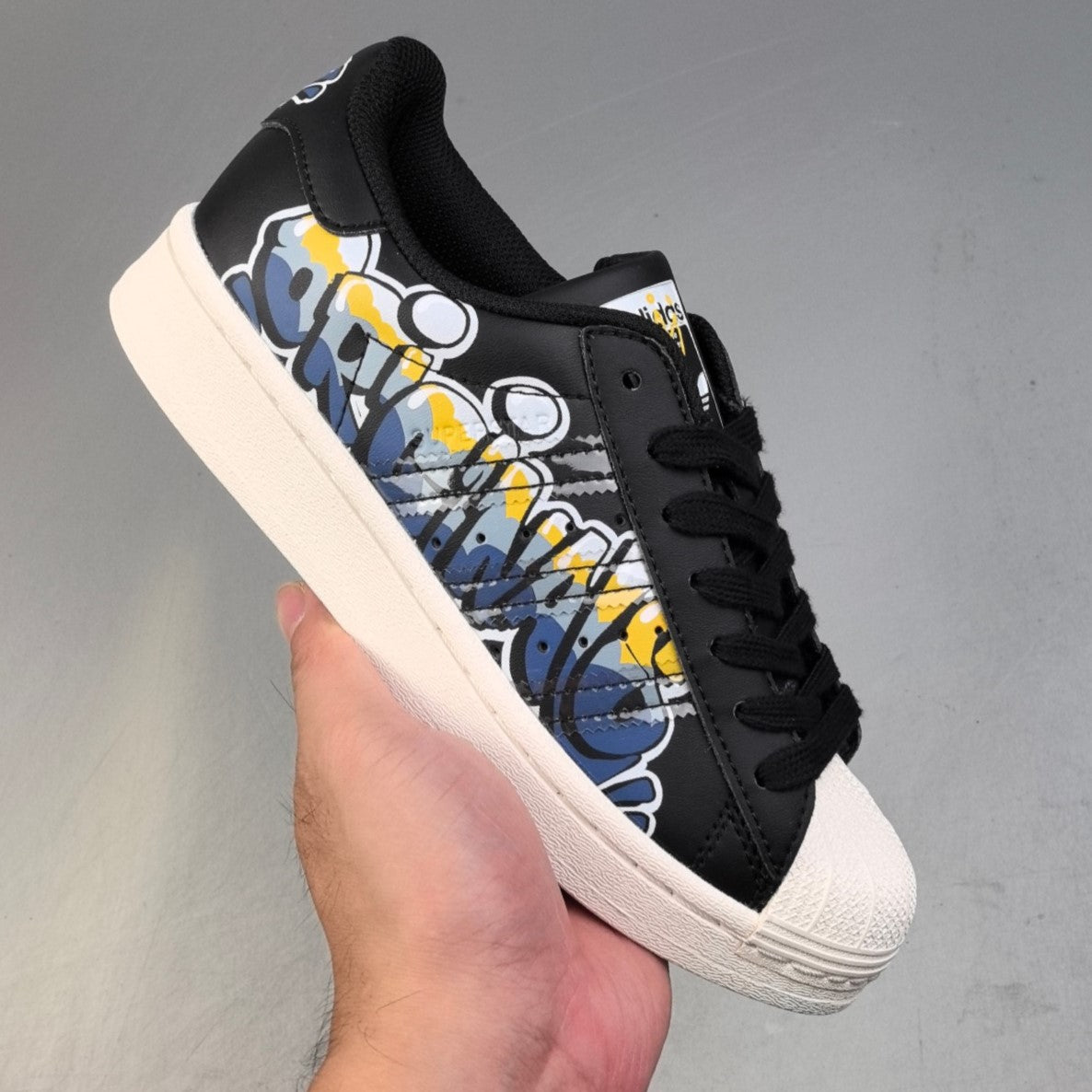 Adidas Originals Superstar | Graffiti Black/White HL64651023