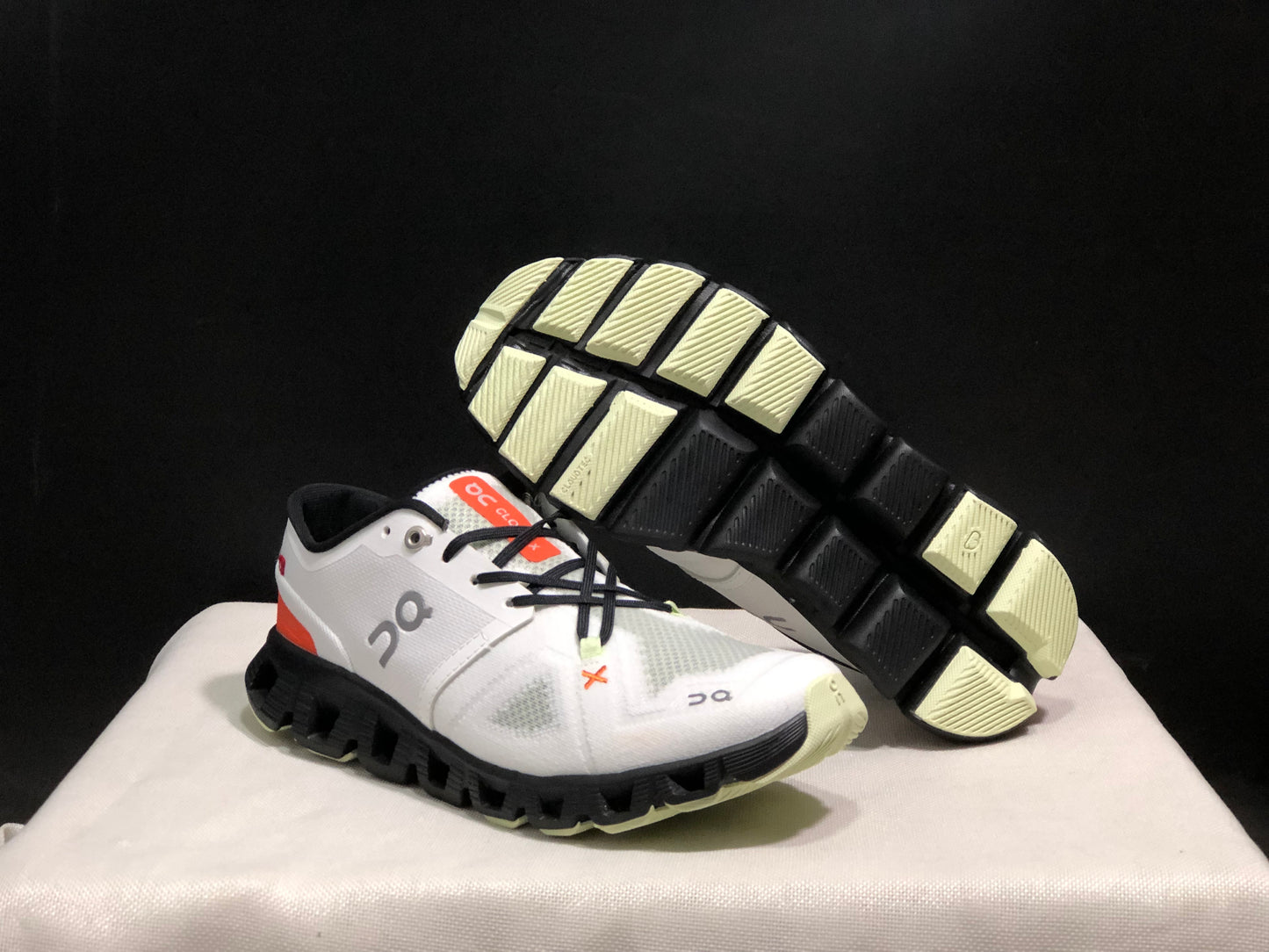 ON Cloud X3 | X10015OC05