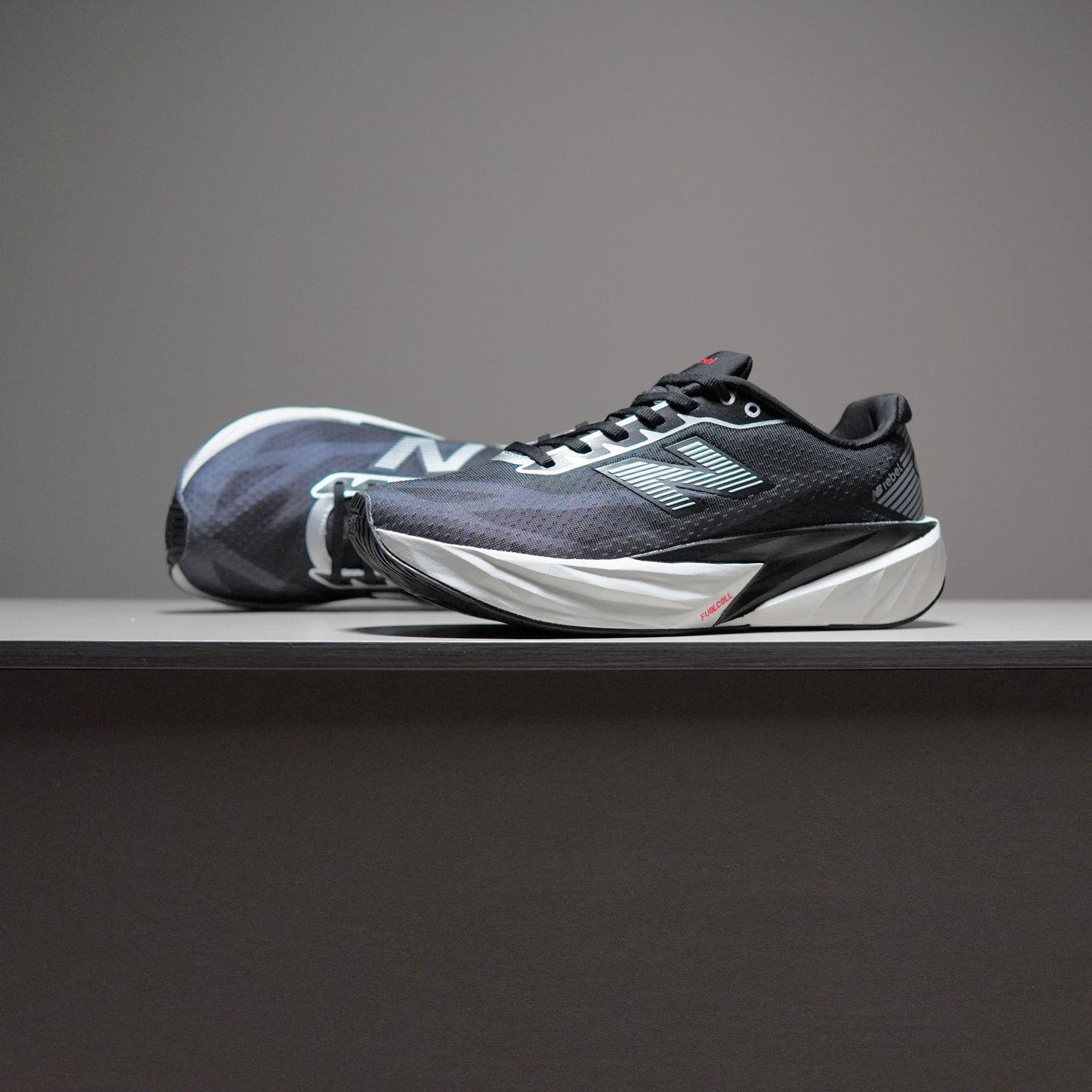 New Balance FuelCell Rebel v5 | NB080023FR10