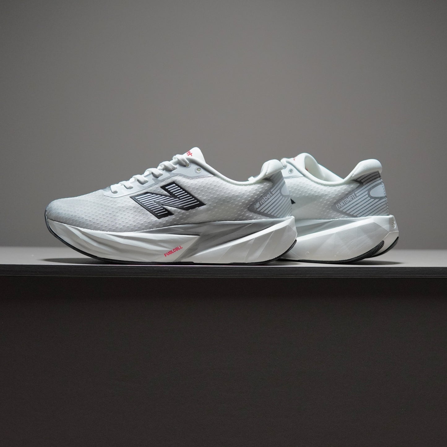 New Balance FuelCell Rebel v5 | NB080023FR04