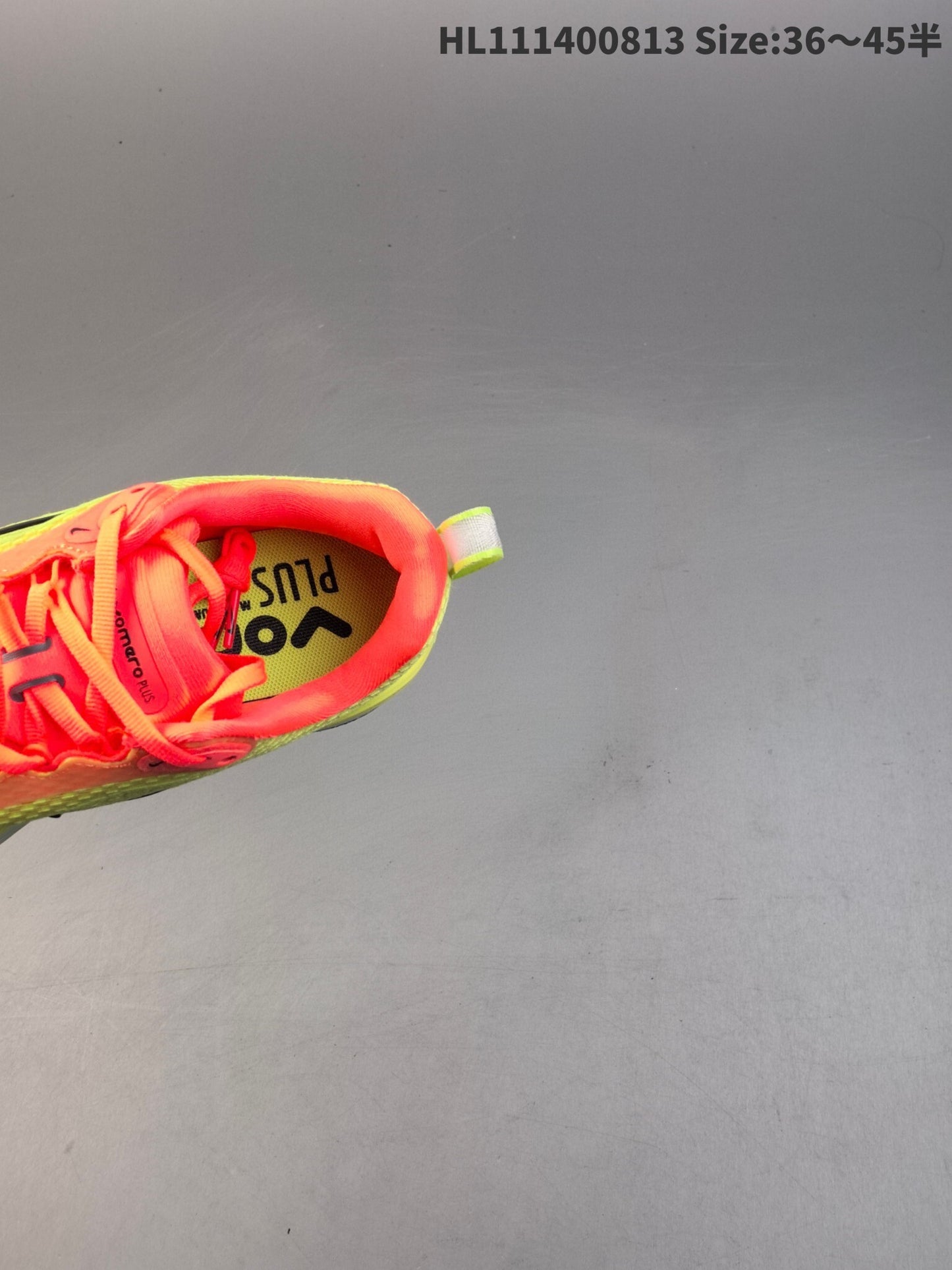 Nike Vomero Plus | NV18P400312