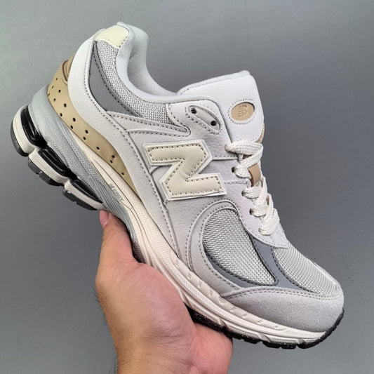 New Balance 2002R   │Beige/Grey  HL371150725