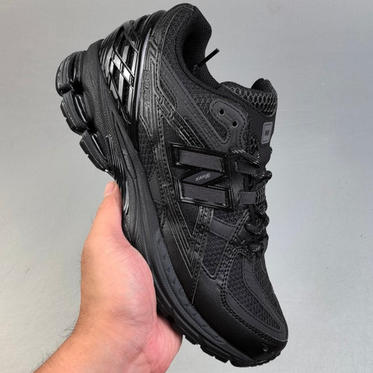 New Balance 1906R | Triple Black HL141700820