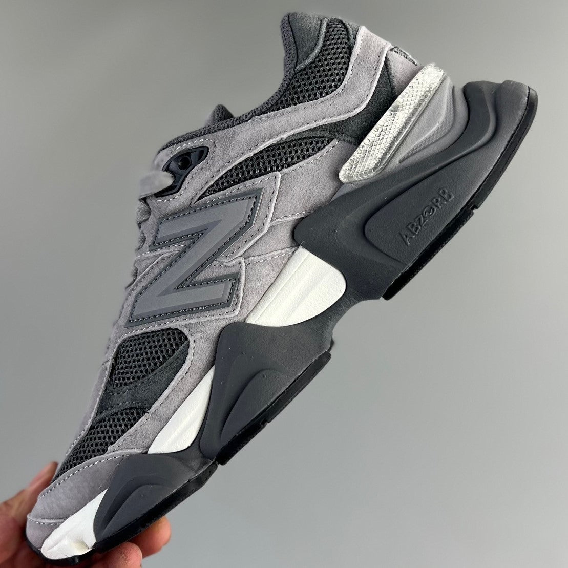 New Balance 9060 | Smoke Grey HL181700703