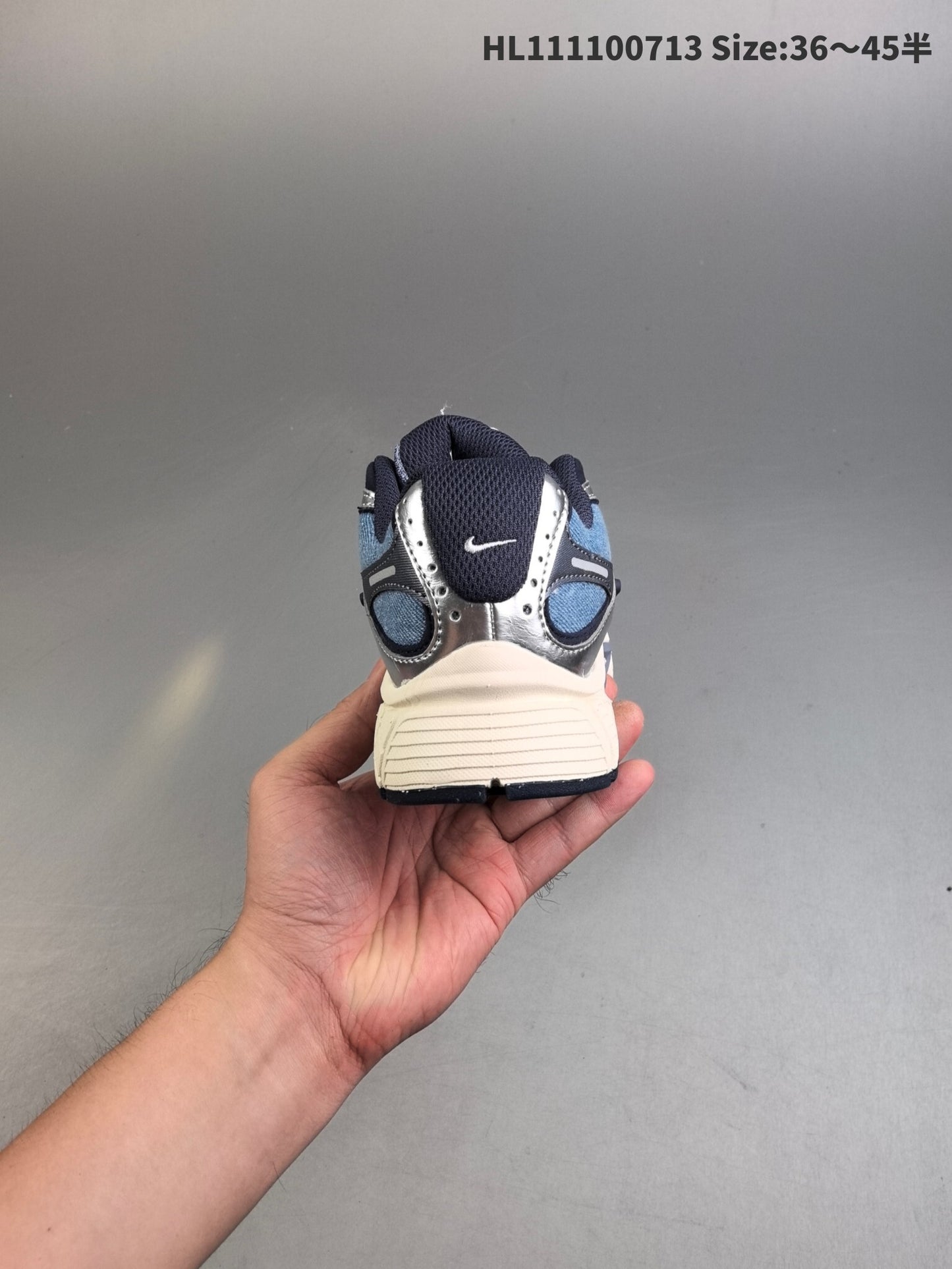 Nike V5 RNR | V5RNR18P400314