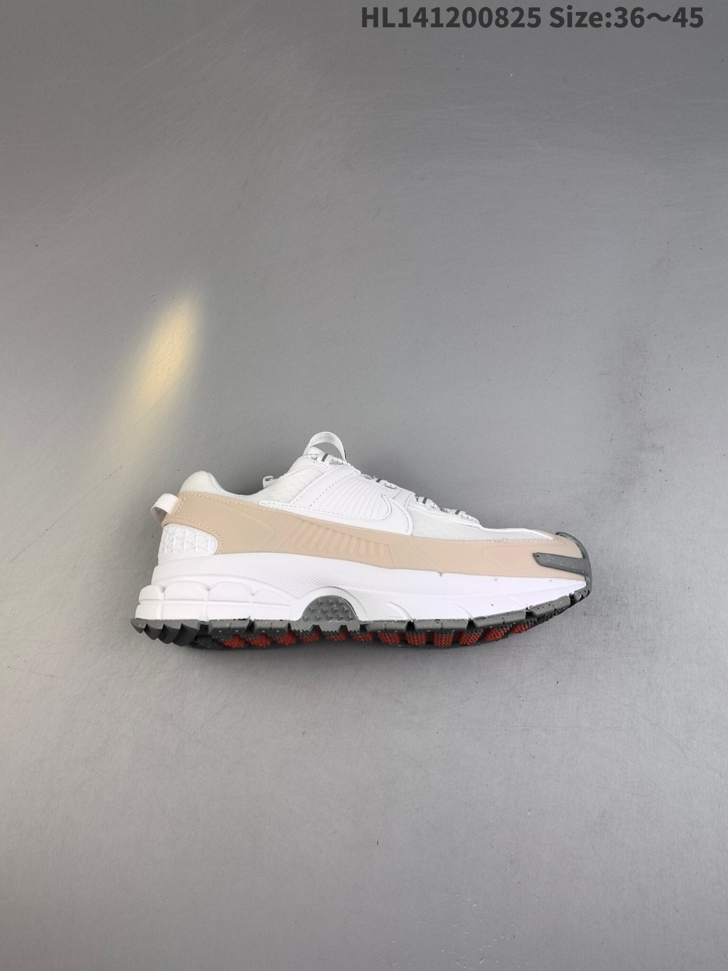 Nike Zoom Vomero Roam | NZVR18P400305