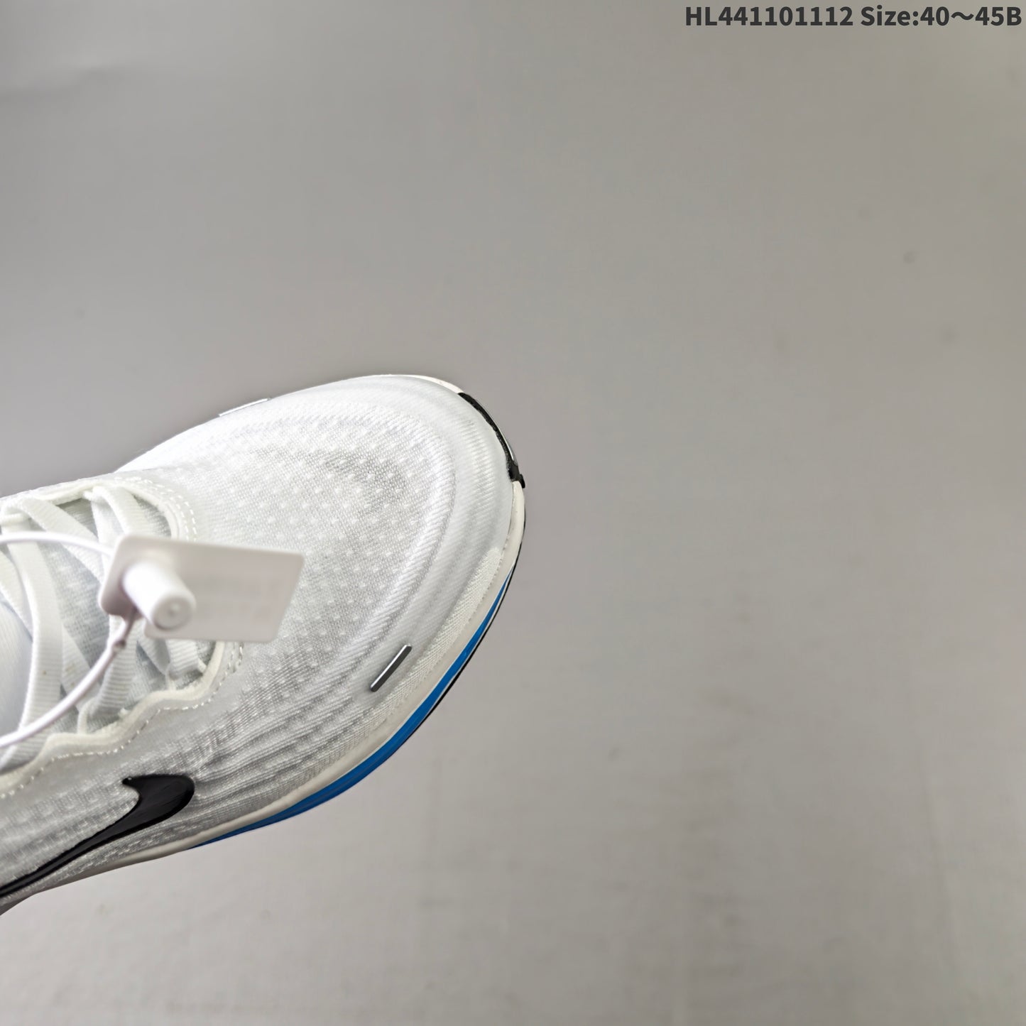 Nike Vomero Plus | NV18P400317