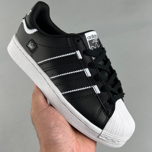 Adidas Originals  Superstar  | Black/White 50HHLP121210