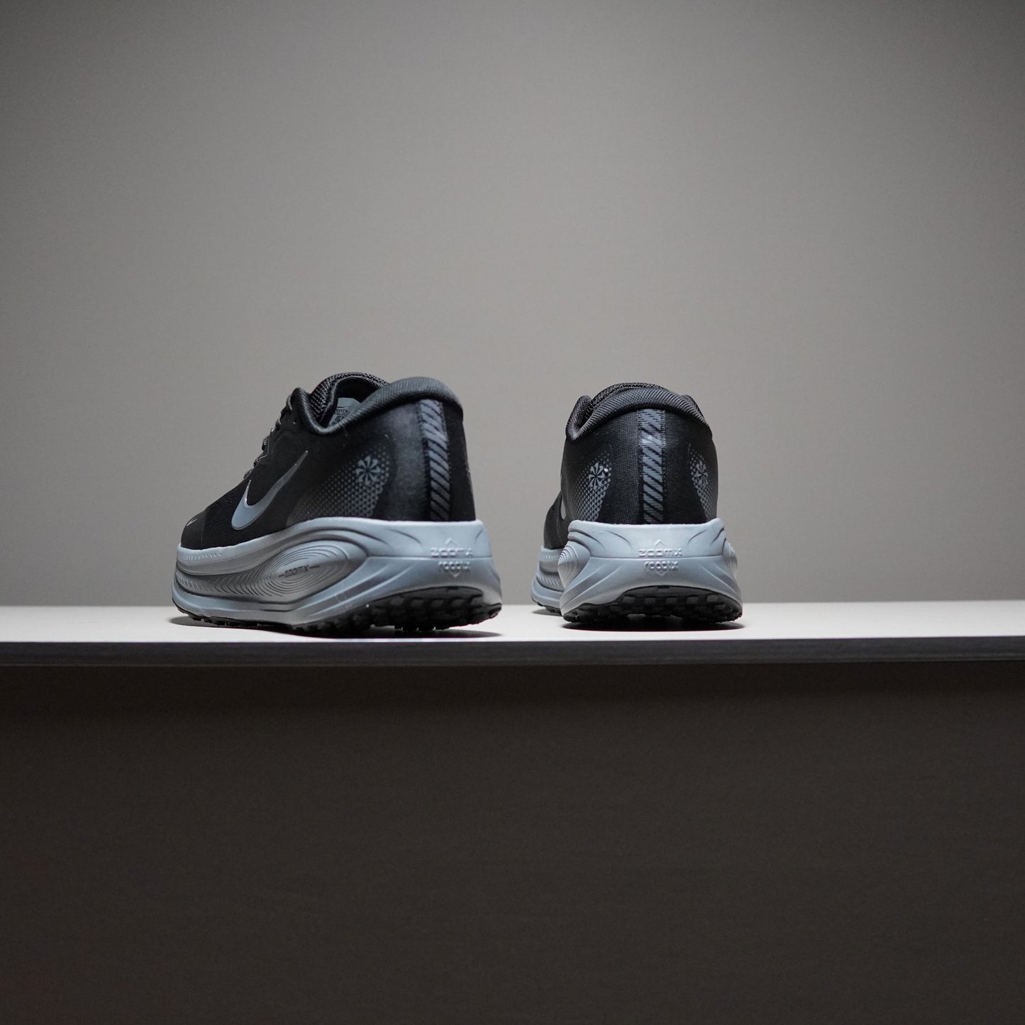 Nike Air Zoom Vomero 18X | NAV18X400303