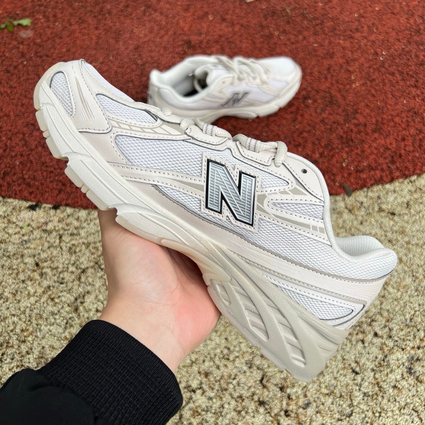 NB740LN1