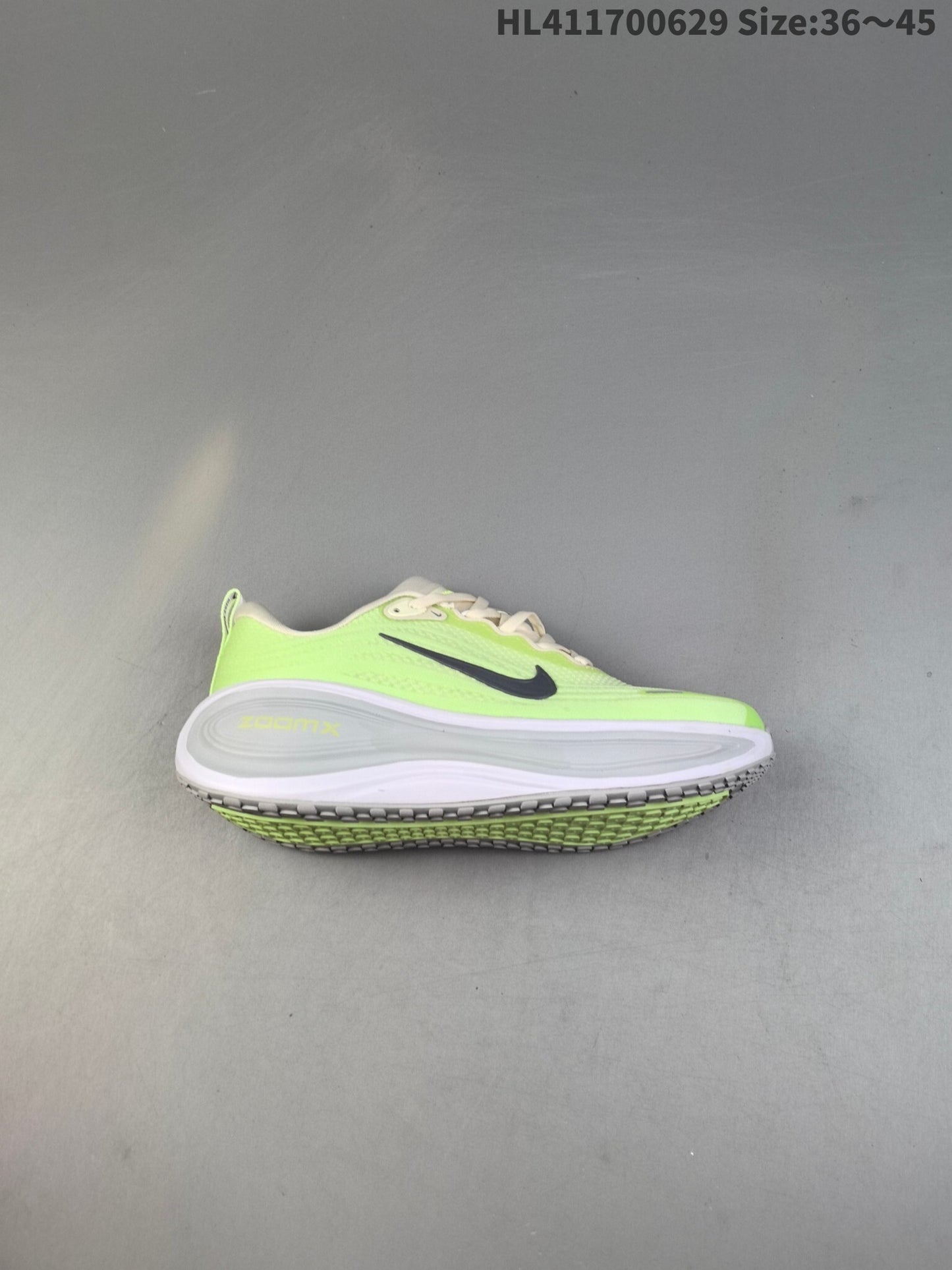 Nike Vomero Plus | NV18P400311