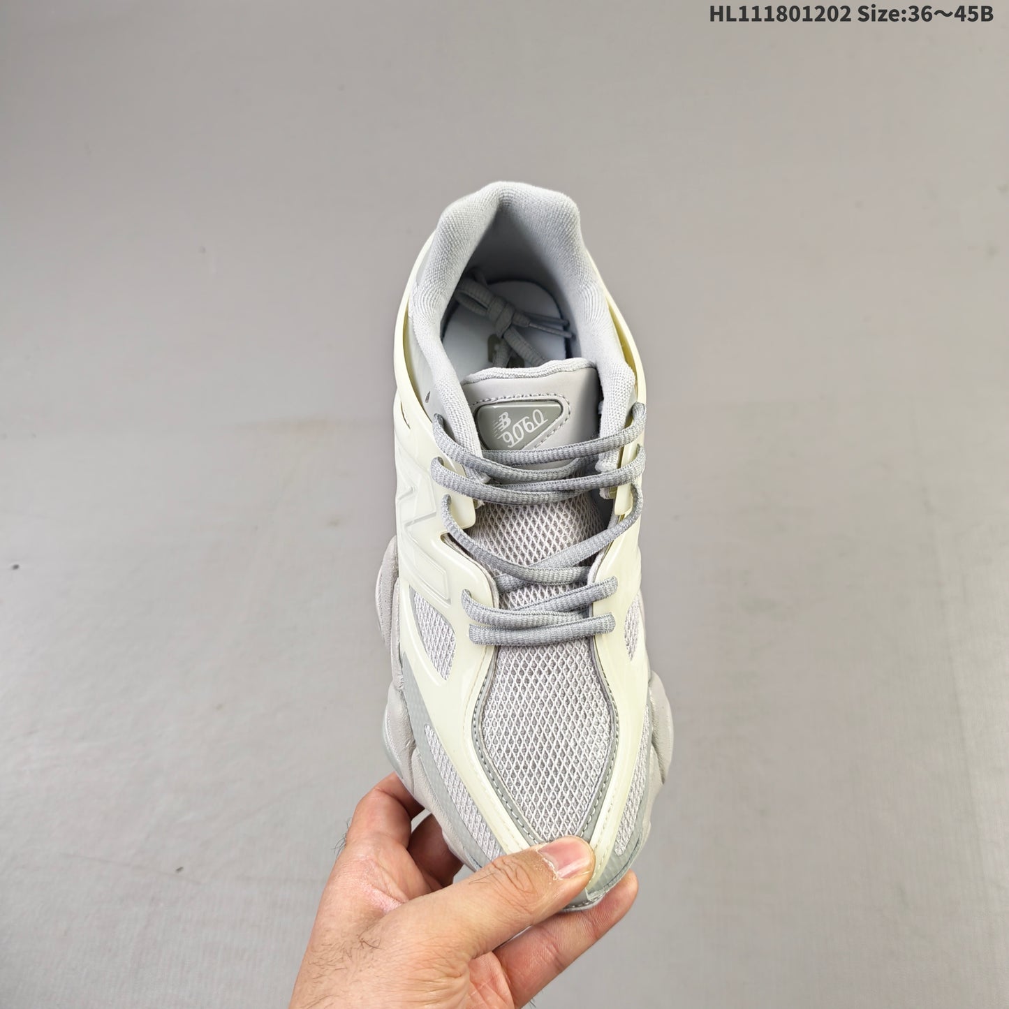 New Balance 9060 | HL031800808