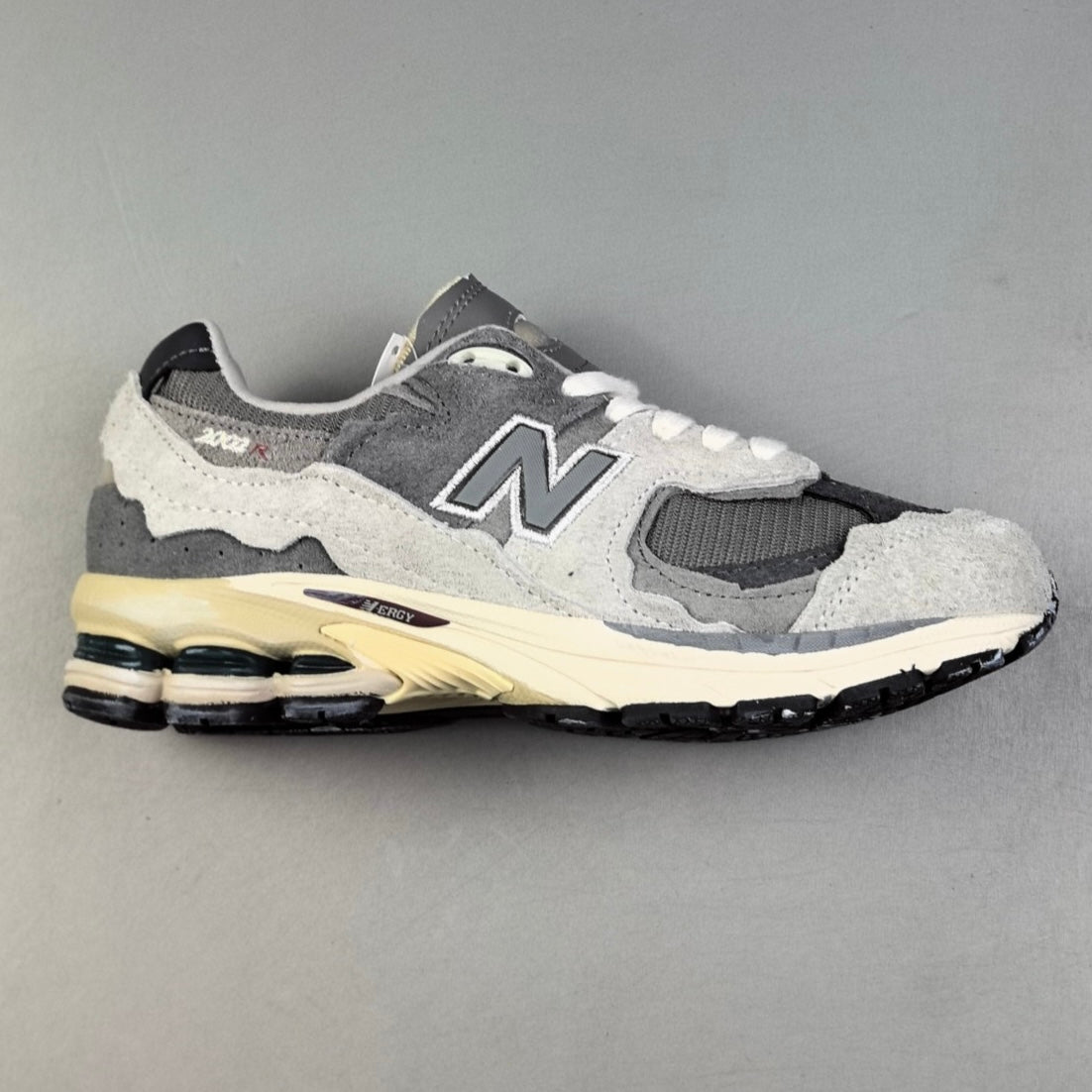 New Balance 2002R | Rain Cloud Protection Pack HL441300601