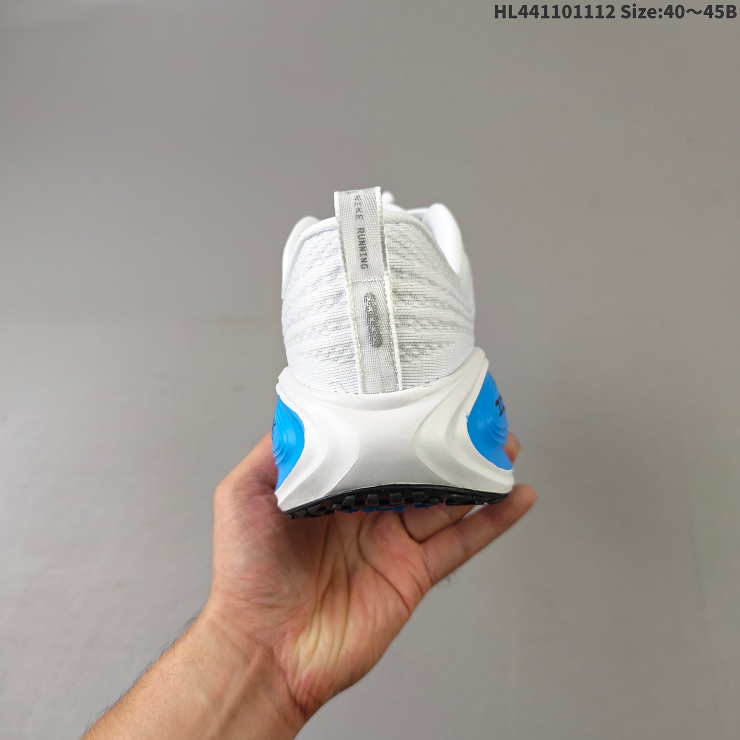 Nike Vomero Plus | NV18P400317