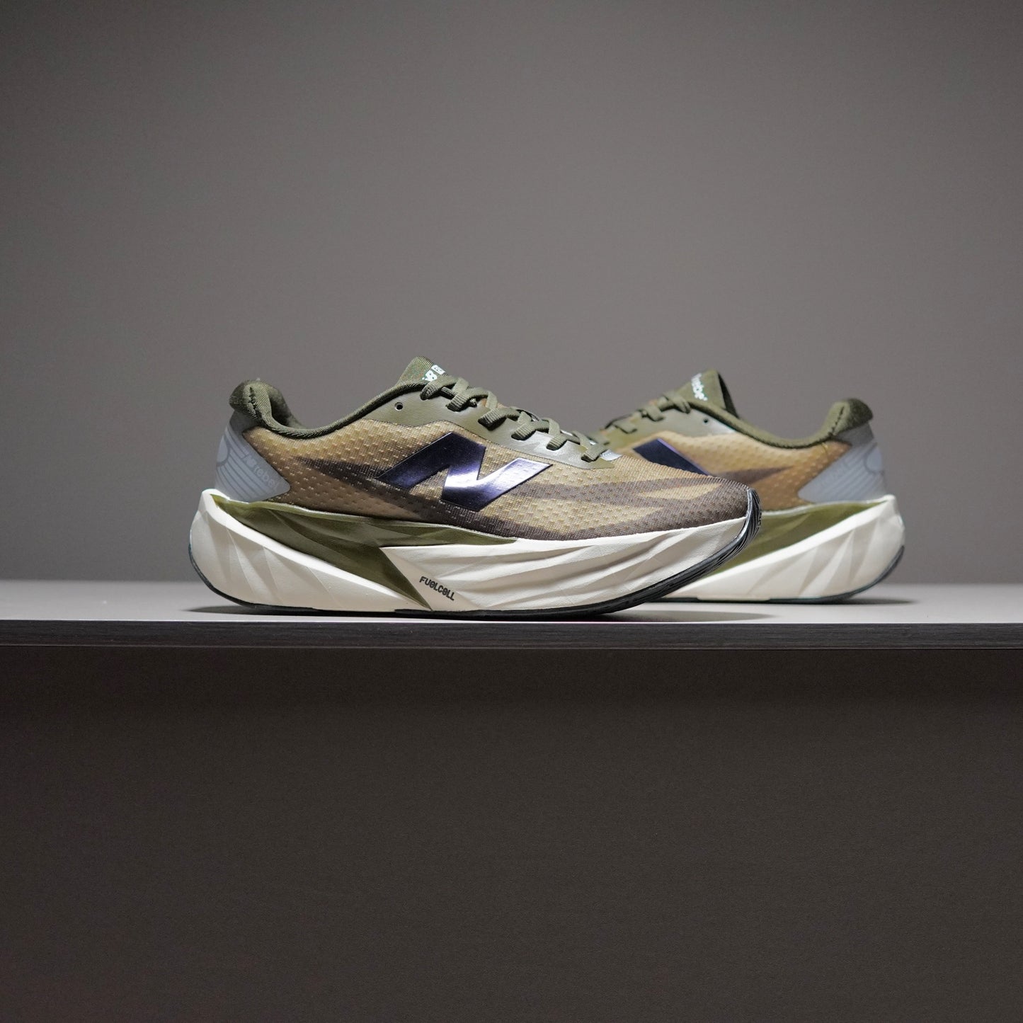 New Balance FuelCell Rebel v5 | NB080023FR08