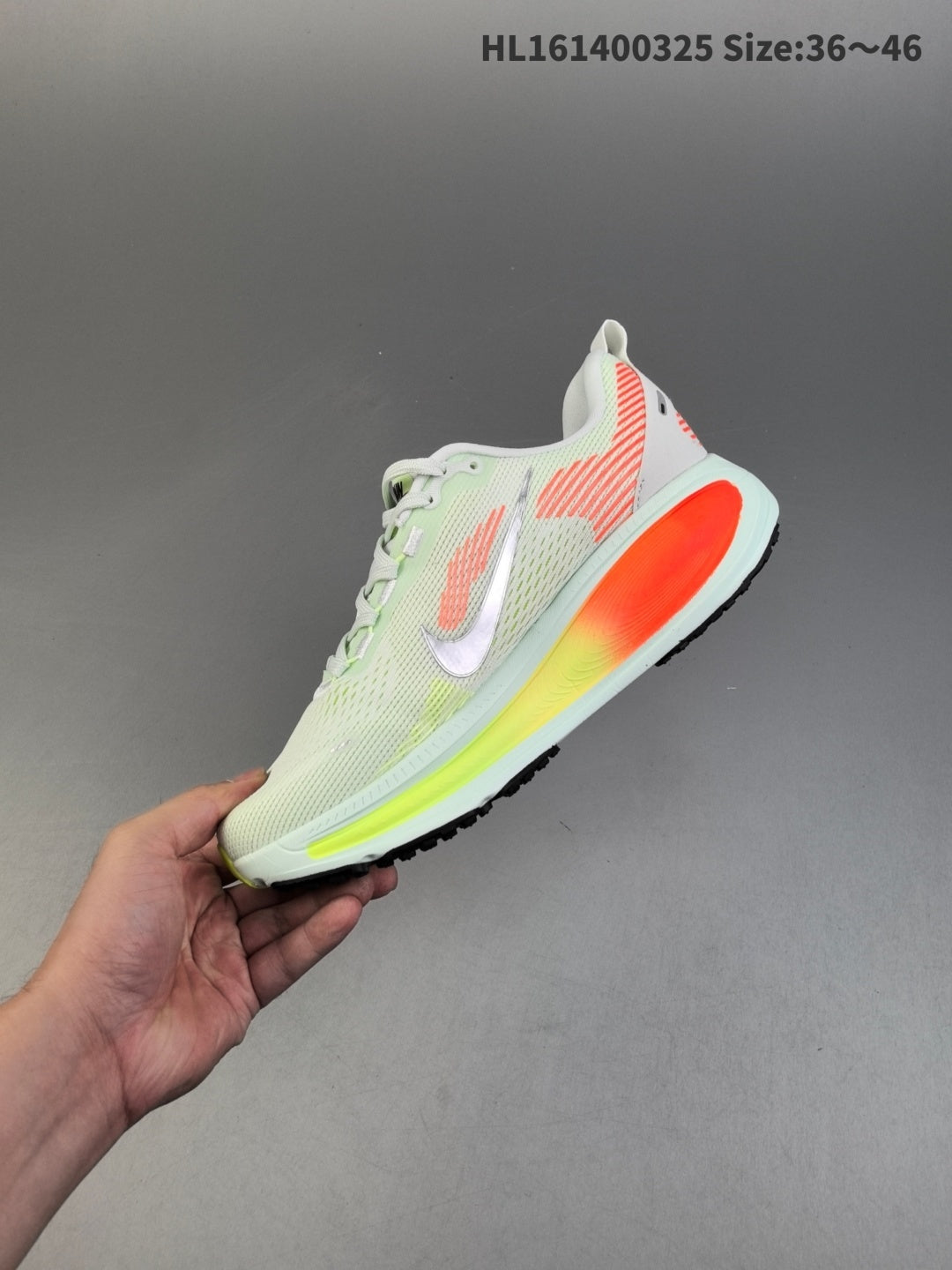 Nike Vomero 18 | HL161400325