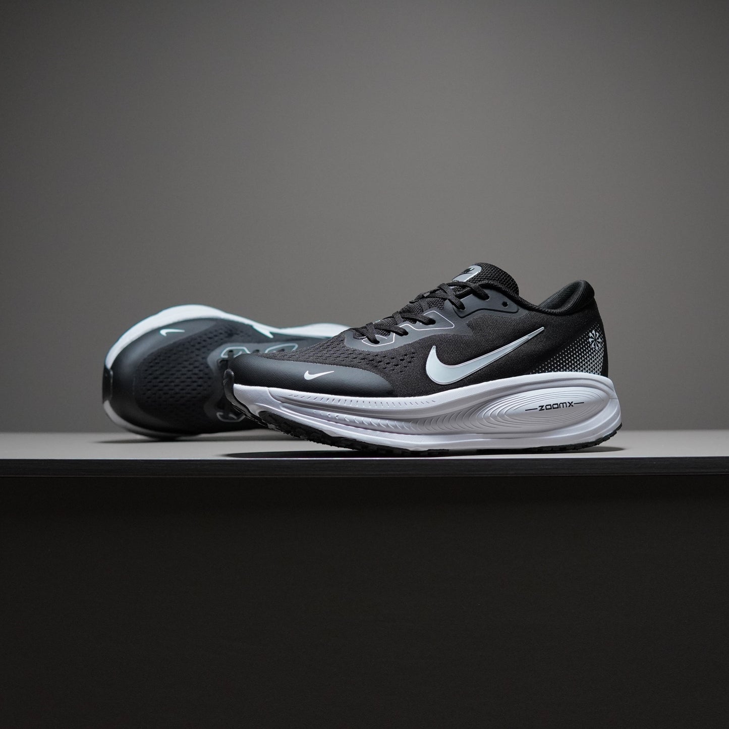 Nike Air Zoom Vomero 18X | NAV18X400301