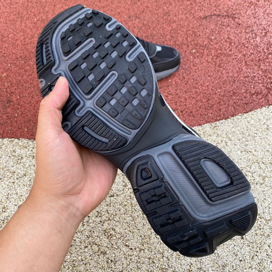 Nike V2K Run | D0736-102