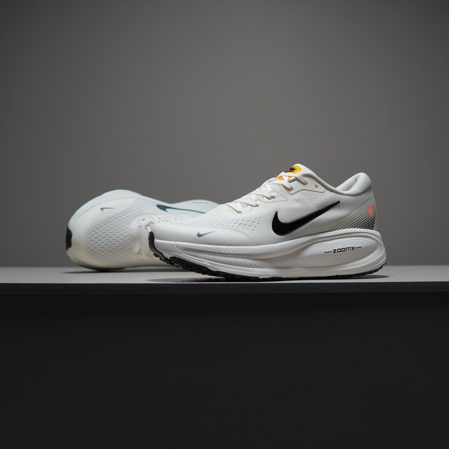 Nike Air Zoom Vomero 18X | NAV18X400302