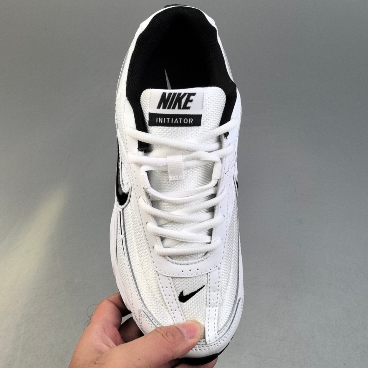 Nike Initiator | White/Black HL281401120