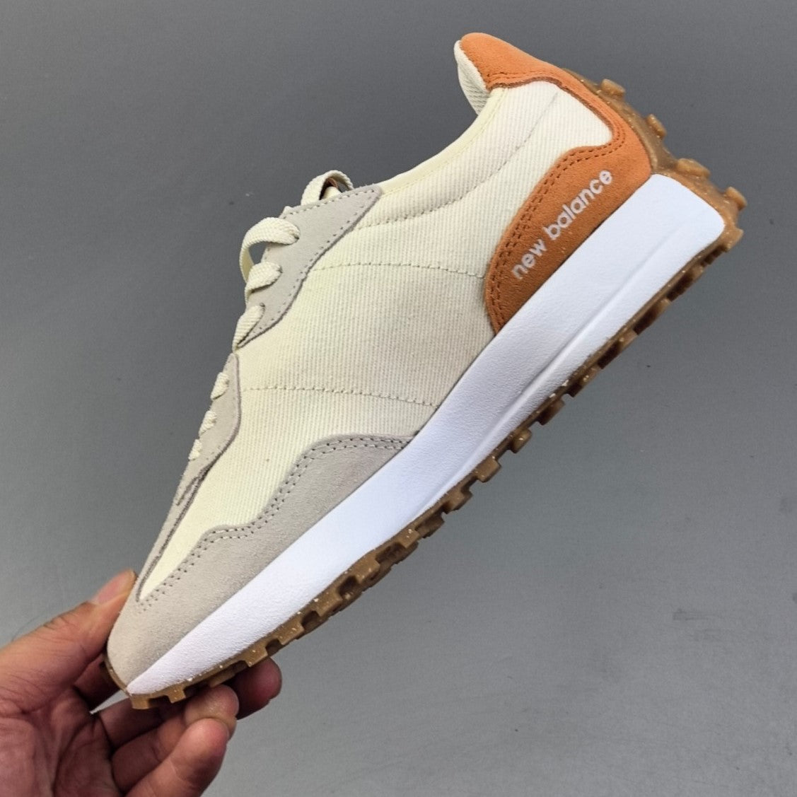 New Balance 327 | ORANGE BEIGE HL11100530