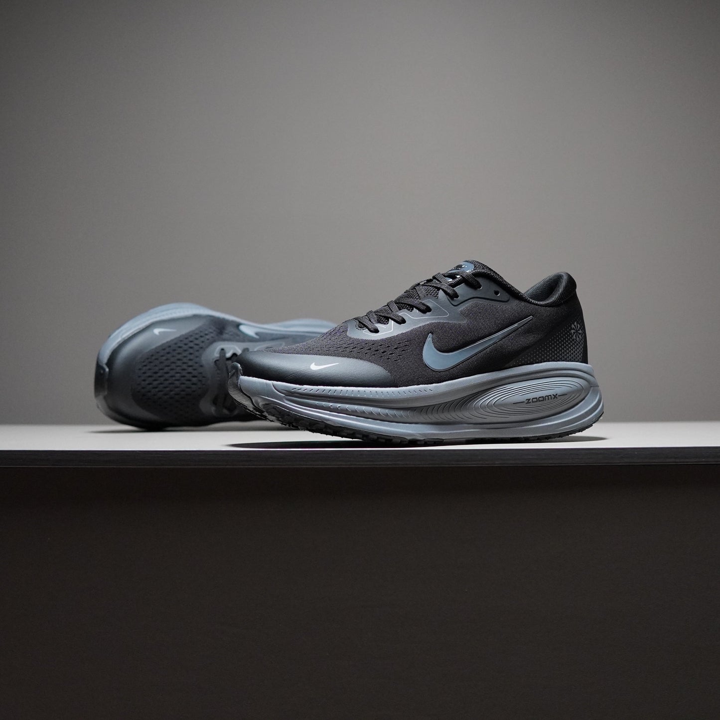 Nike Air Zoom Vomero 18X | NAV18X400303