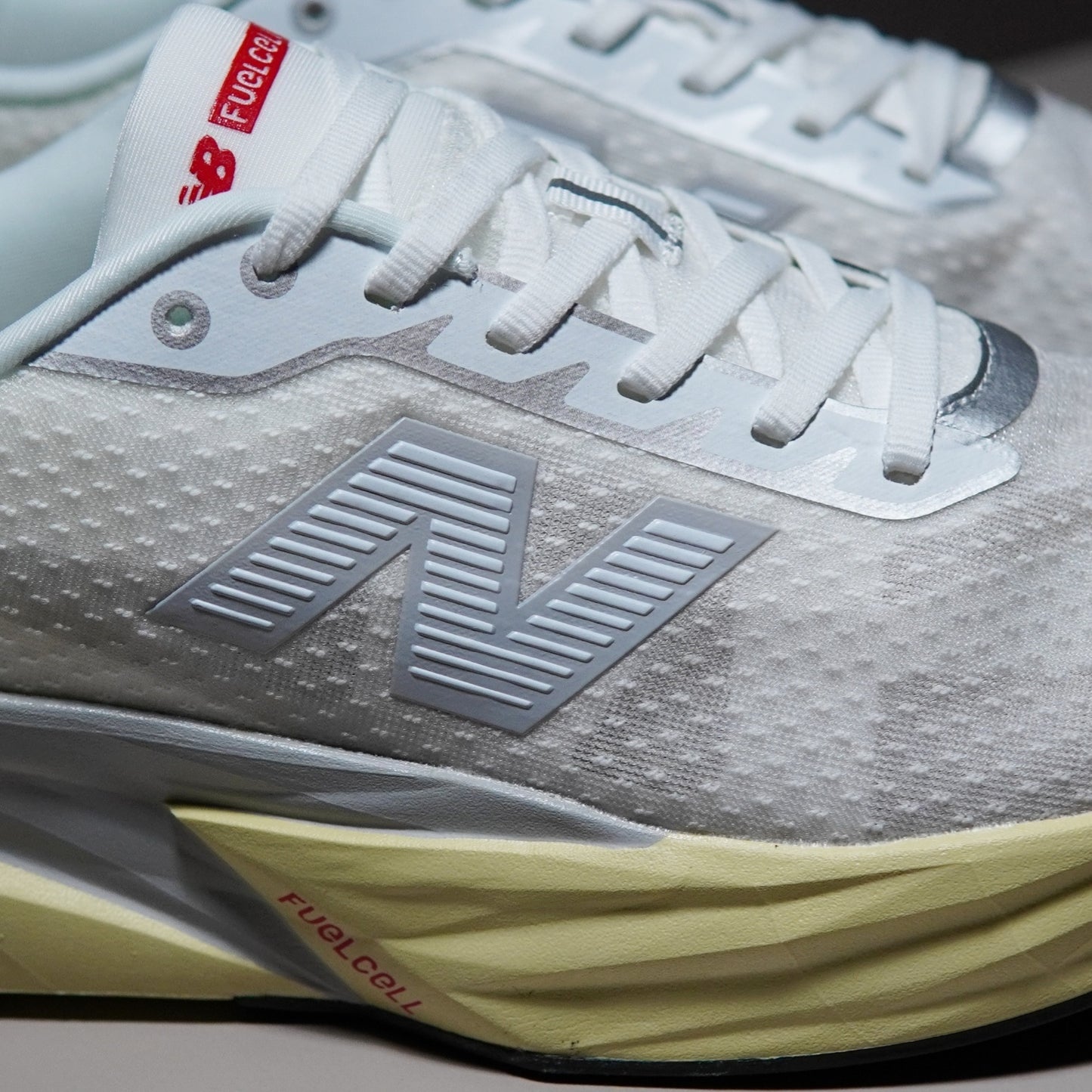 New Balance FuelCell Rebel v5 | NB080023FR09