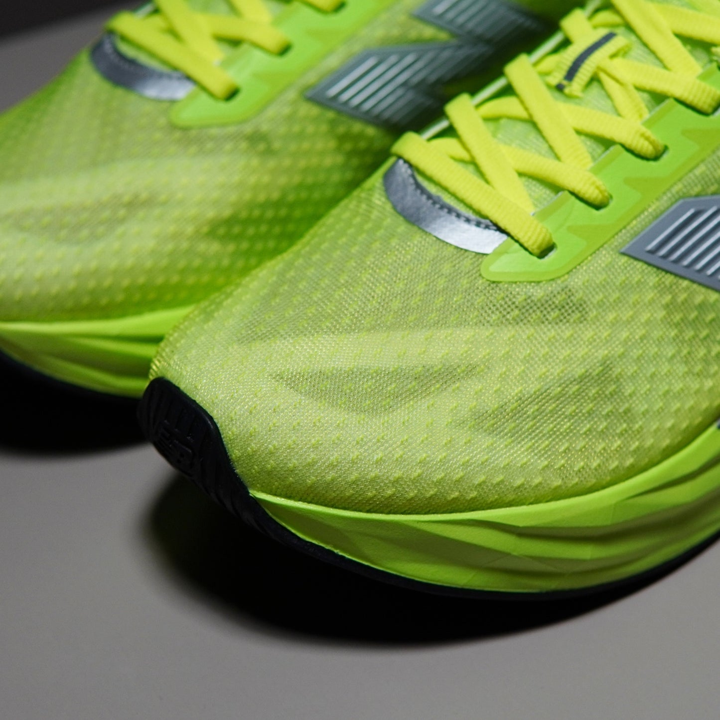 New Balance FuelCell Rebel v5 | NB080023FR05